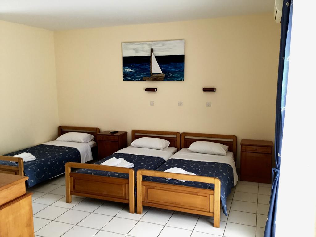 Aparthotel Aneton Chrisi Ammoudia Exterior foto