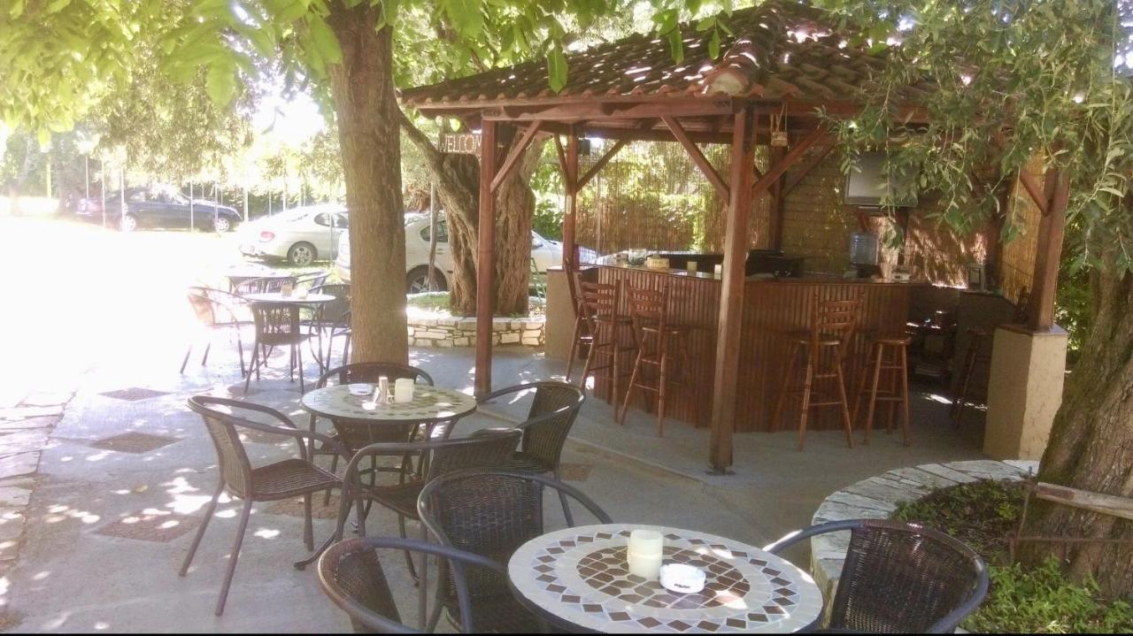 Aparthotel Aneton Chrisi Ammoudia Exterior foto