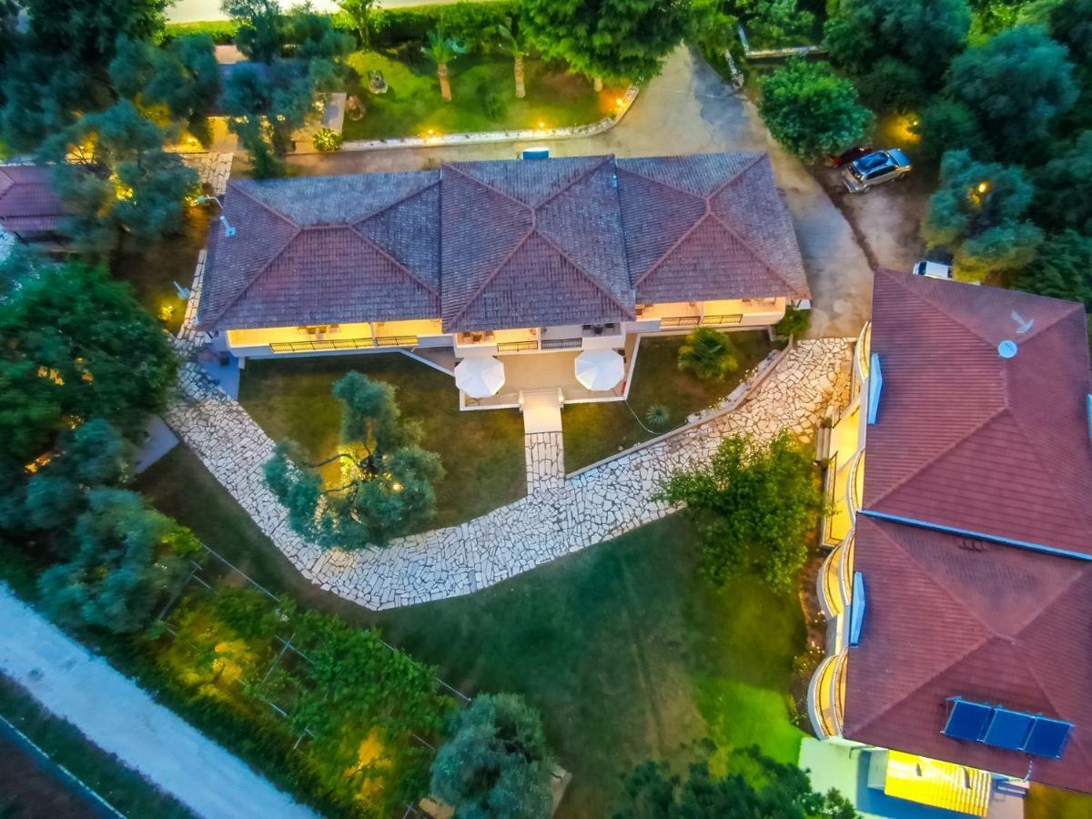 Aparthotel Aneton Chrisi Ammoudia Exterior foto