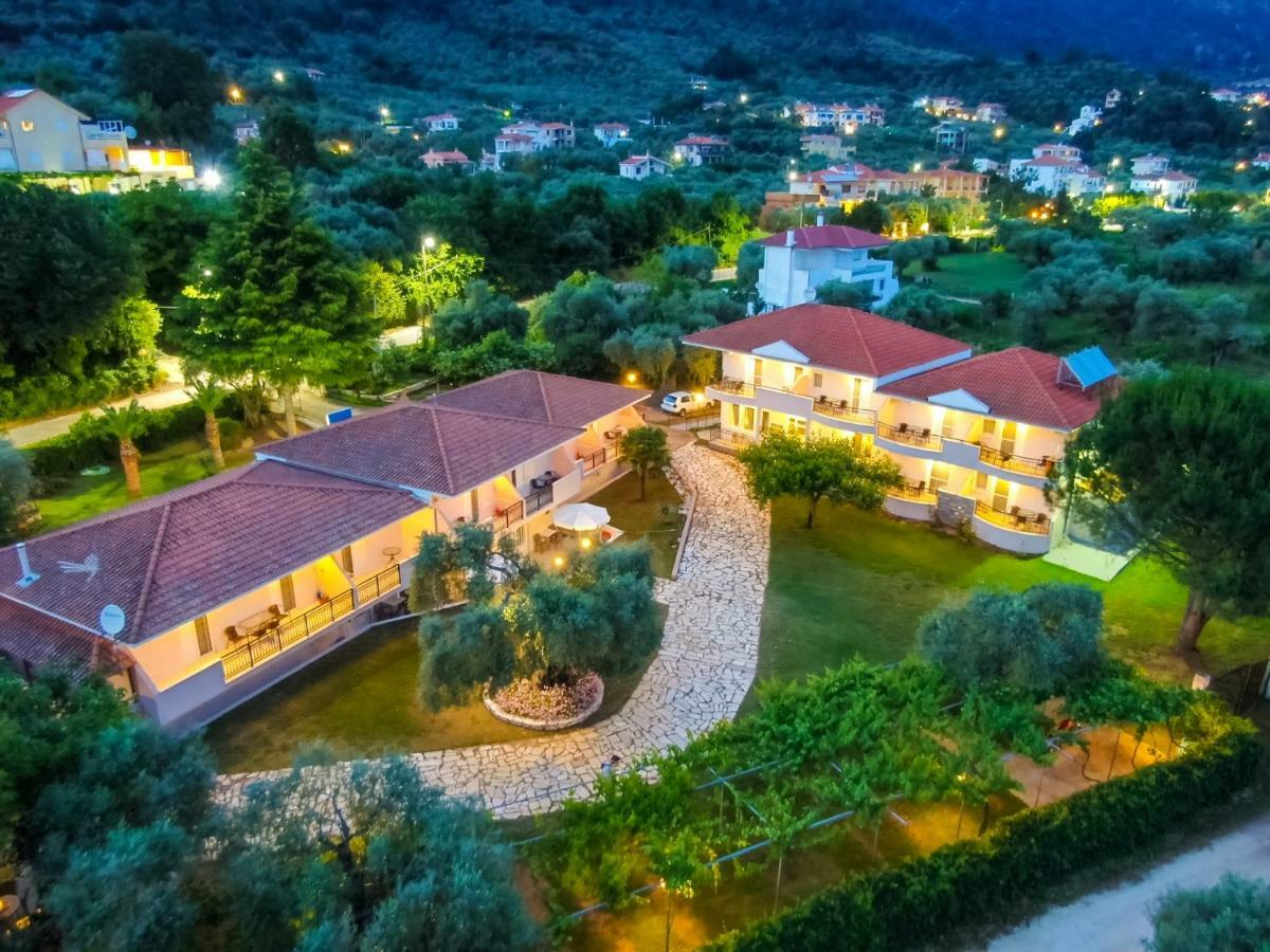 Aparthotel Aneton Chrisi Ammoudia Exterior foto