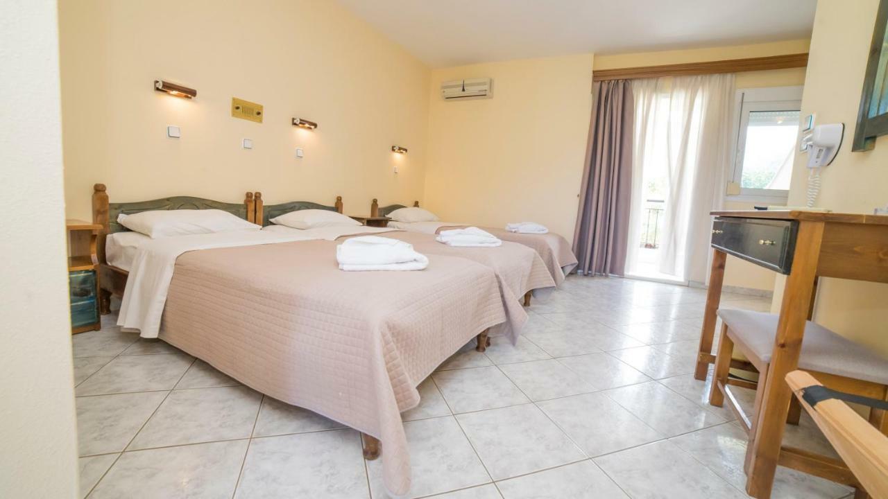 Aparthotel Aneton Chrisi Ammoudia Exterior foto